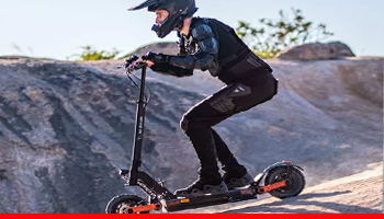 traje-seguridad-patinetas-electricas-3